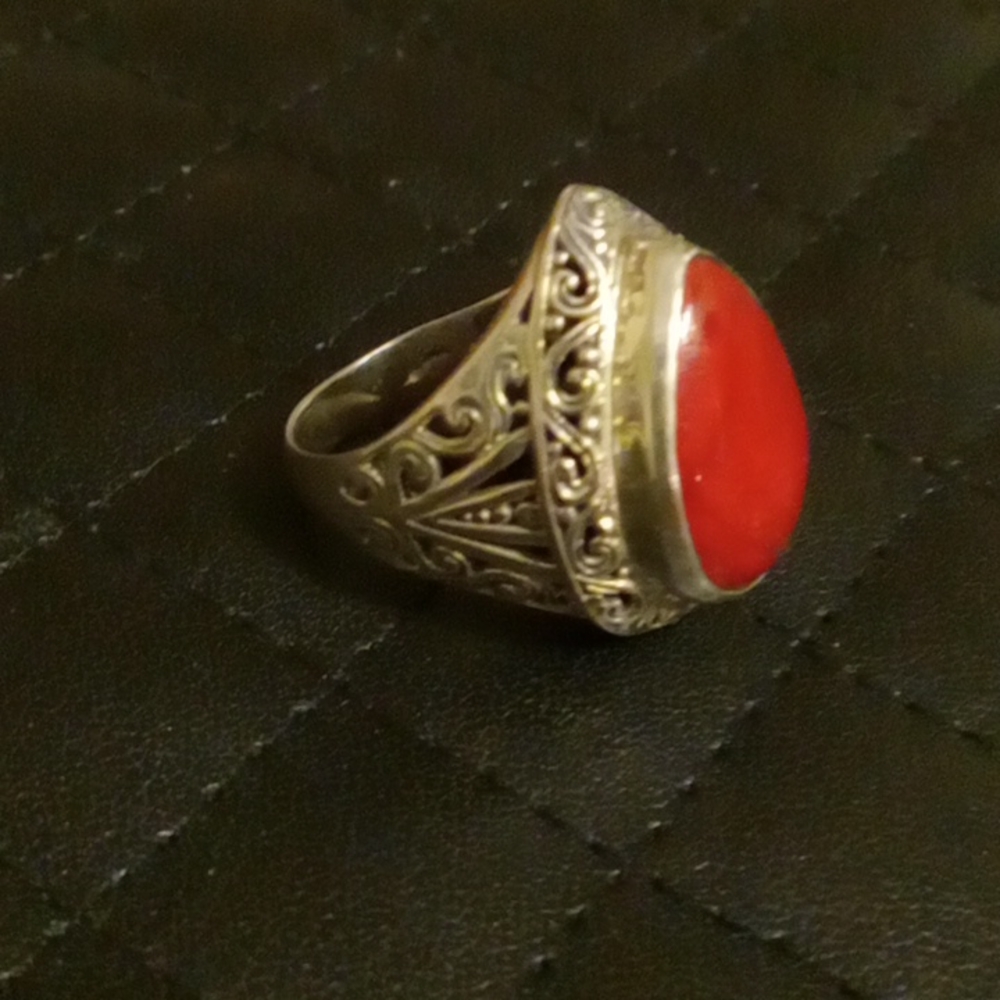 RING - Picture 2 of 2